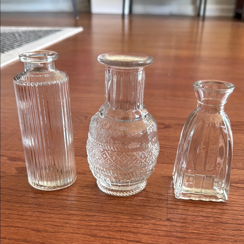 Small Glass Vase Set